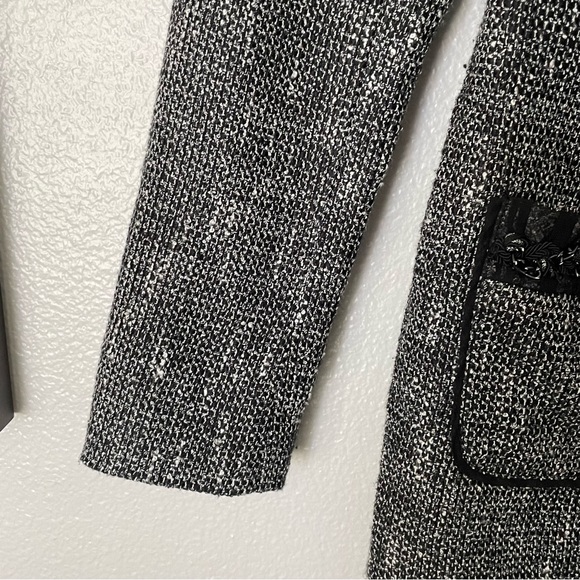 WHBM | Long Tweed Embellished Trophy Blazer Jacket Size 00 - Picture 6 of 15